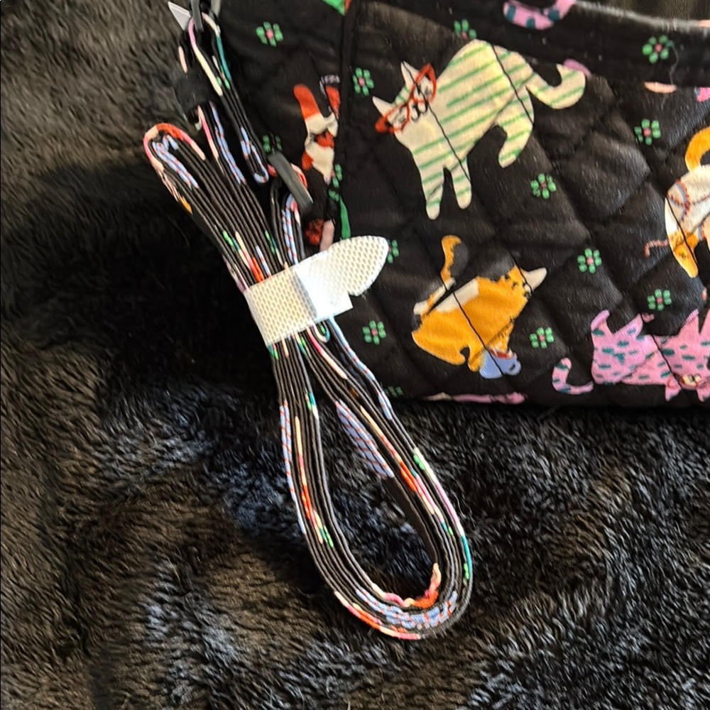 Quilted Cat Print Crossbody Bag - Picture 3 of 7